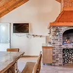 Vakantiehuis Meri By Interhome