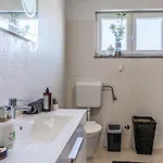 Vakantiehuis Meri By Interhome *