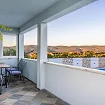 Vakantiehuis Meri By Interhome *