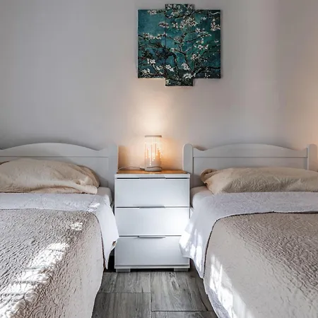 Meri By Interhome Feriehus Pridraga